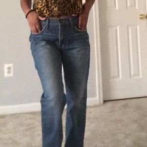 aeropostale jeans straight leg men’s jeans. Oversized style for women.